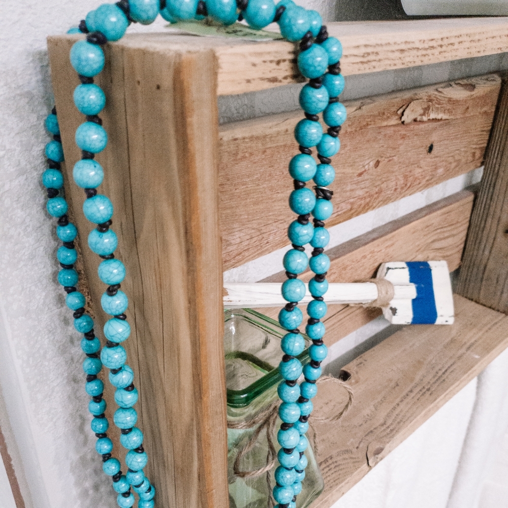 Beaded necklace